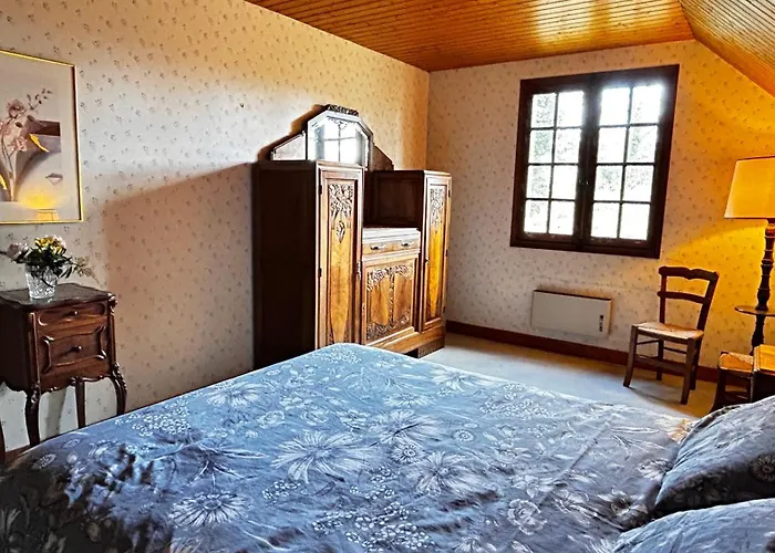 'les Cometes' Lacaujamet